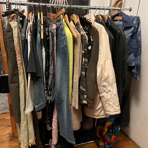 150pc Y2K And Vintage Wholesale Reseller Lot